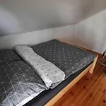 Między Jeziorami *